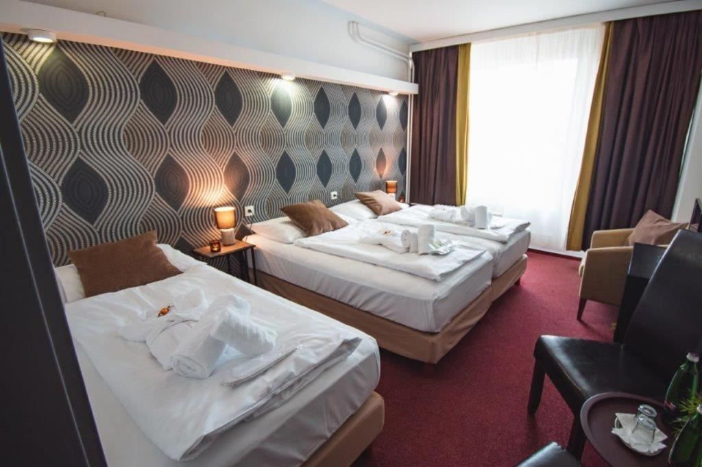 Wellness Hotel Lucia Veseli nad Luznici Exterior photo