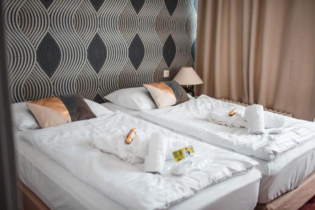 Wellness Hotel Lucia Veseli nad Luznici Exterior photo