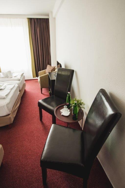 Wellness Hotel Lucia Veseli nad Luznici Exterior photo